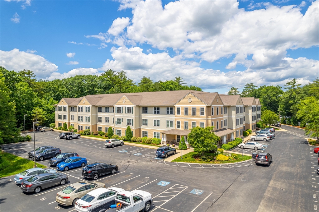 135 Beach Road, Unit 105 Salisbury, MA 01952 - Photo 1 of 37 Gallery Image 1