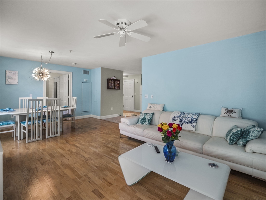 135 Beach Road, Unit 105 Salisbury, MA 01952 - Photo 11 of 37 Gallery Image 11