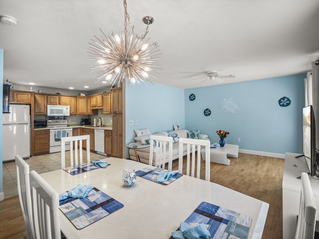 135 Beach Road, Unit 105 Salisbury, MA 01952 - Photo 8 of 37 Gallery Image 8