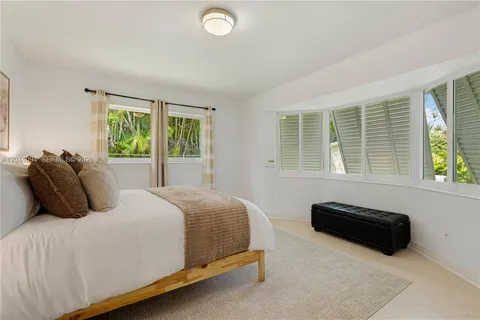 $895,000 | 18250 Southwest 88th Place, Palmetto Bay, FL 33157