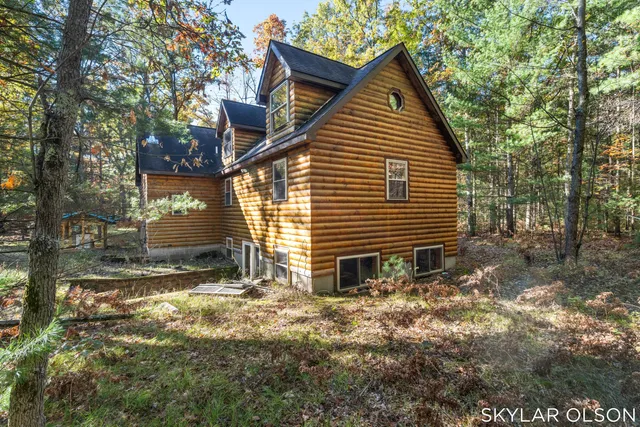 $449,900 | 10711 North Tuttle Road, Free Soil, MI 49411