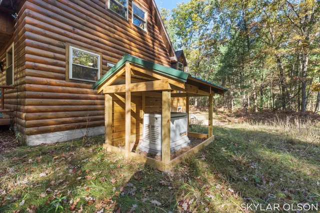 $449,900 | 10711 North Tuttle Road, Free Soil, MI 49411