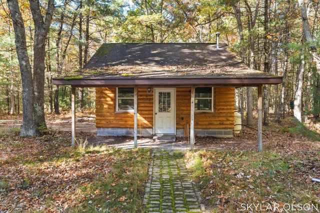 $449,900 | 10711 North Tuttle Road, Free Soil, MI 49411