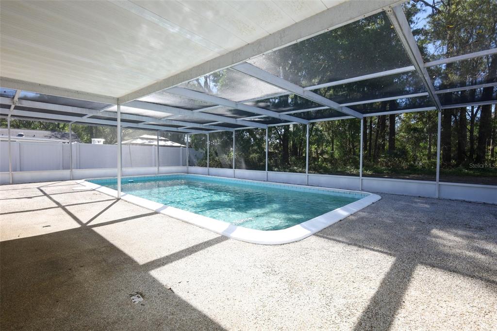 504 Ridgewood Street Altamonte Springs, FL 32701 - Photo 27 of 51 a view of a backyard