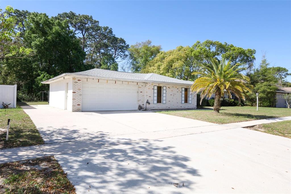 504 Ridgewood Street Altamonte Springs, FL 32701 - Photo 37 of 51 a view of a house with a yard