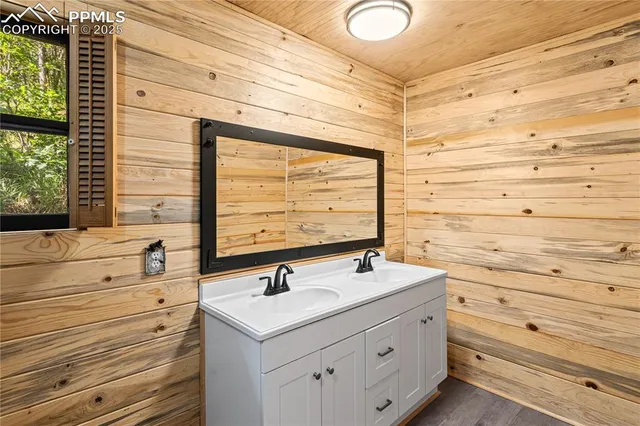 $440,000 | 6039 Roosevelt Avenue, Beulah, CO 81023