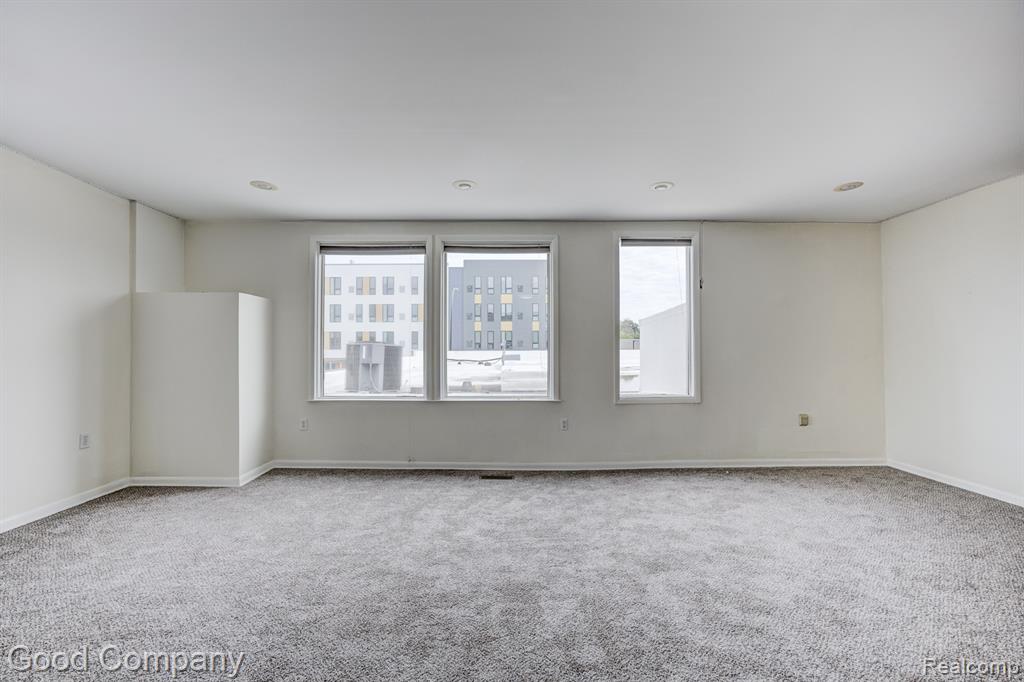522 East 9 Mile Road, Unit 526 Ferndale, MI 48220 - Photo 15 of 27