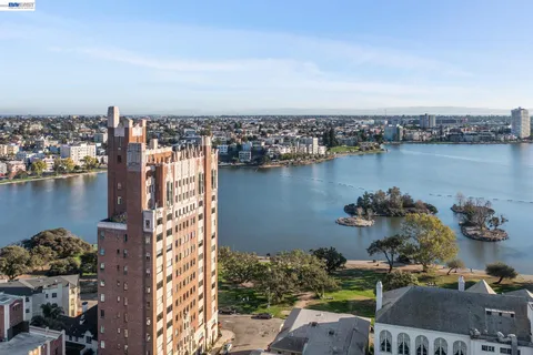 $849,000 | 492 Staten Avenue, Unit 1002, Oakland, CA 94610