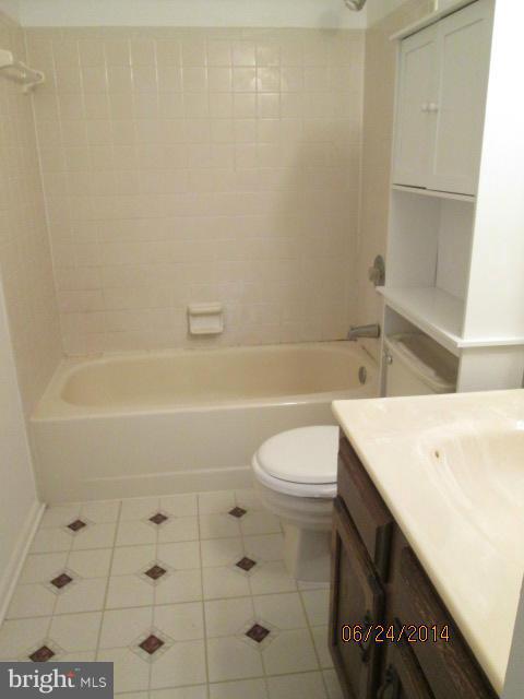 1313 Acorn Ridge Court Edgewood, MD 21040 - Photo 18 of 19 Bath