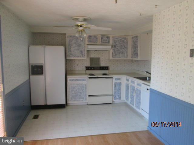 1313 Acorn Ridge Court Edgewood, MD 21040 - Photo 5 of 19 Kitchen