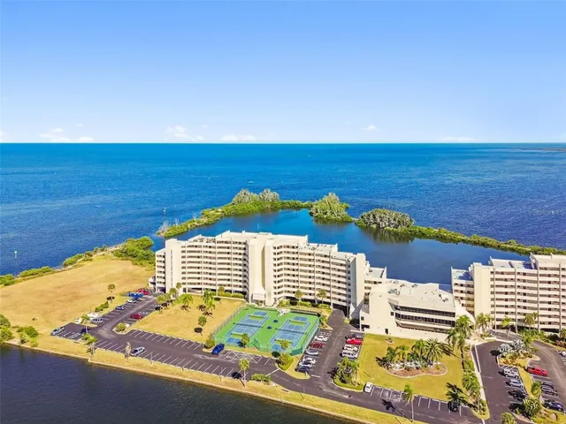 $309,900 | 5915 Sea Ranch Drive, Unit 108, Hudson, FL 34667