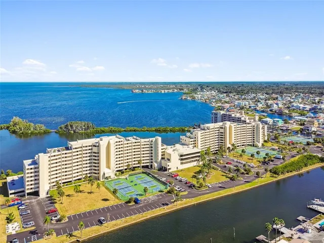 $309,900 | 5915 Sea Ranch Drive, Unit 108, Hudson, FL 34667