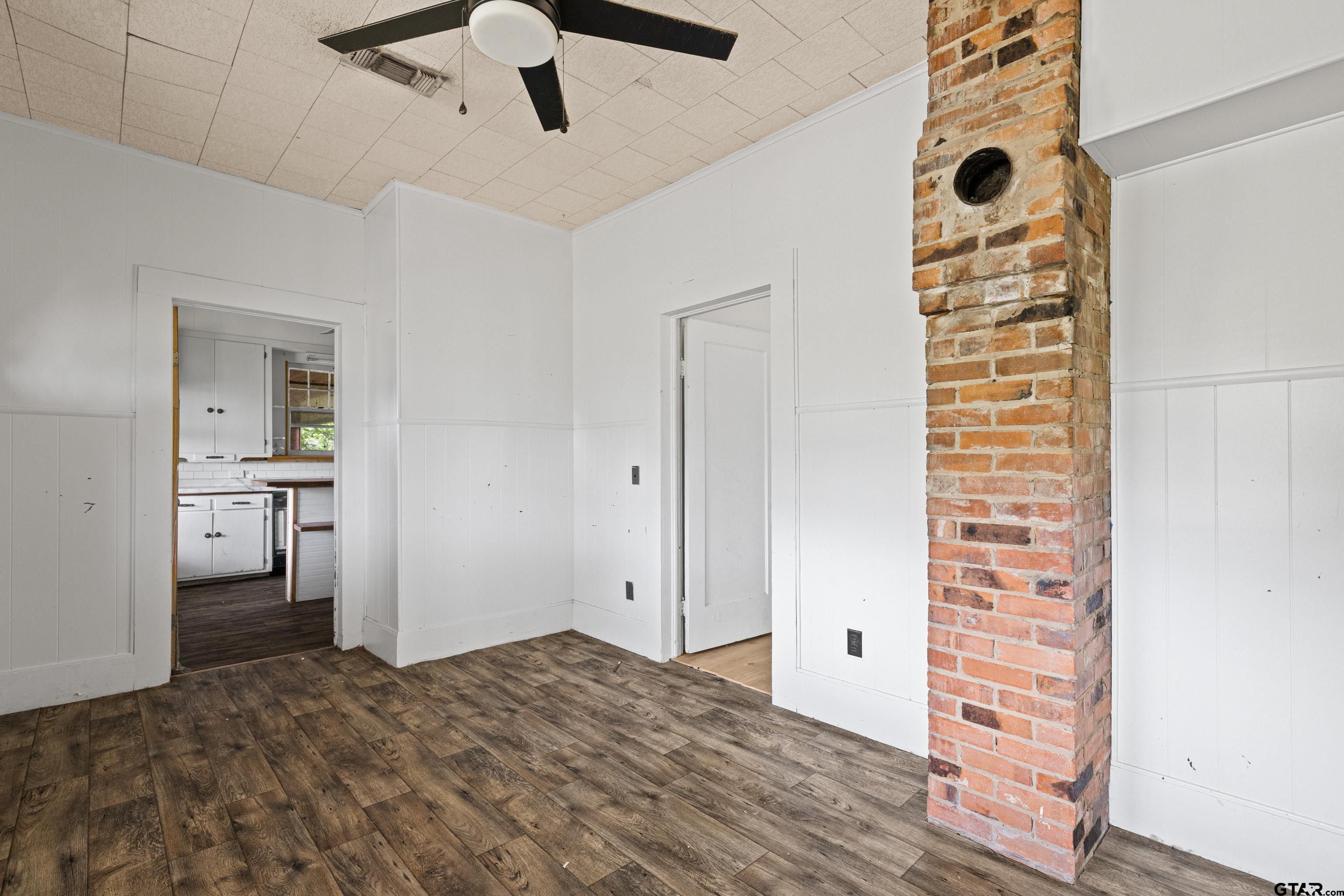 304 Daingerfield Street Naples, TX 75568 - Photo 22 of 38
