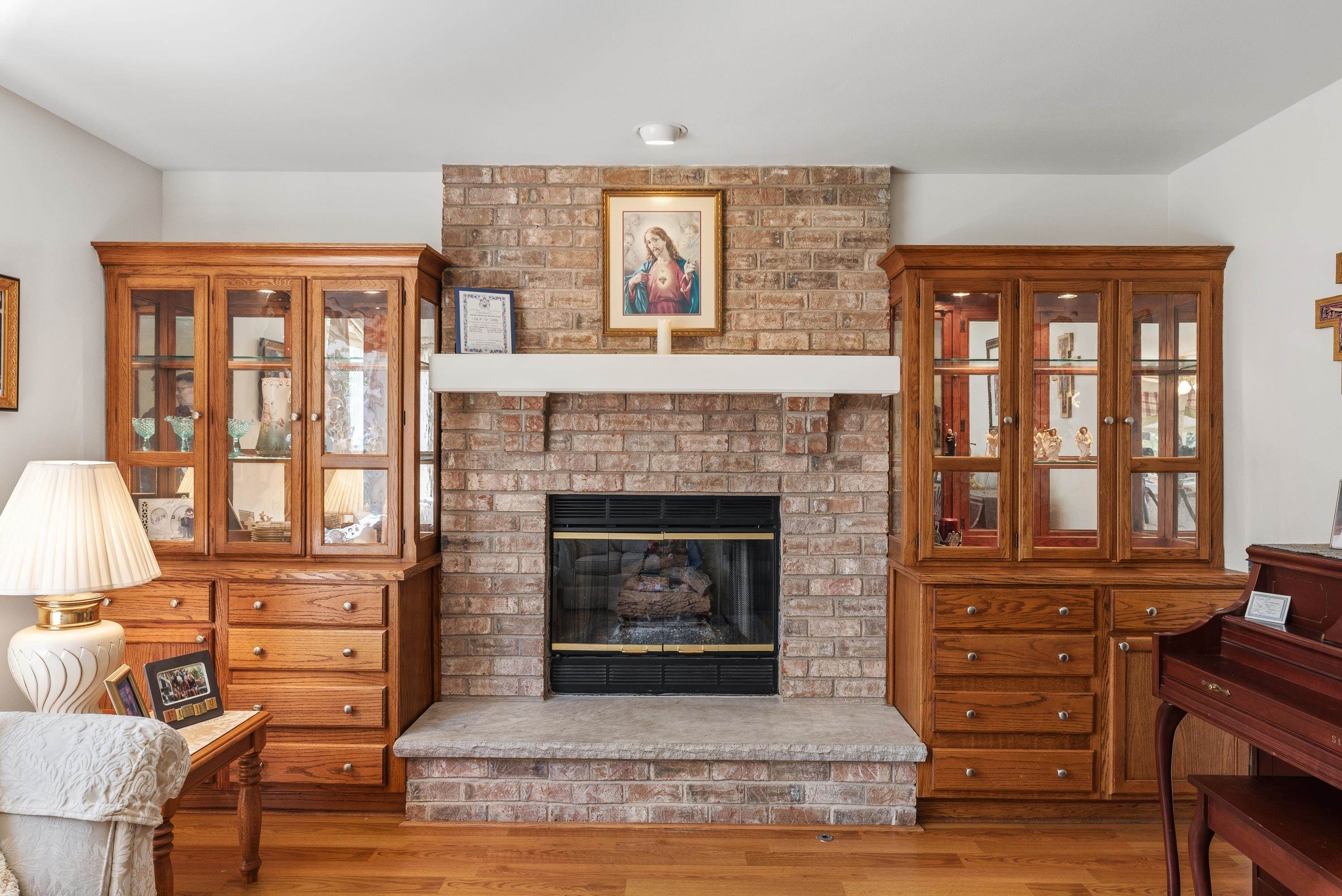6457 Norfolk Lane Racine, WI 53406 - Photo 4 of 42