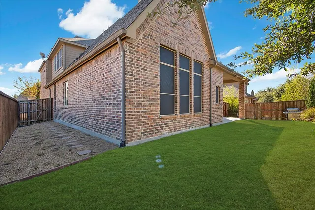 a garden view with a outdoor space