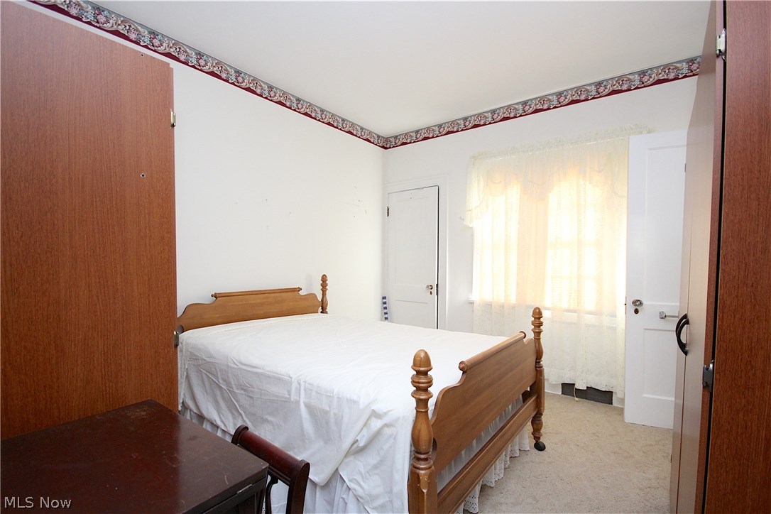 1104 Amherst Road Northeast Massillon, OH 44646 - Photo 11 of 13 Gallery Image 11
