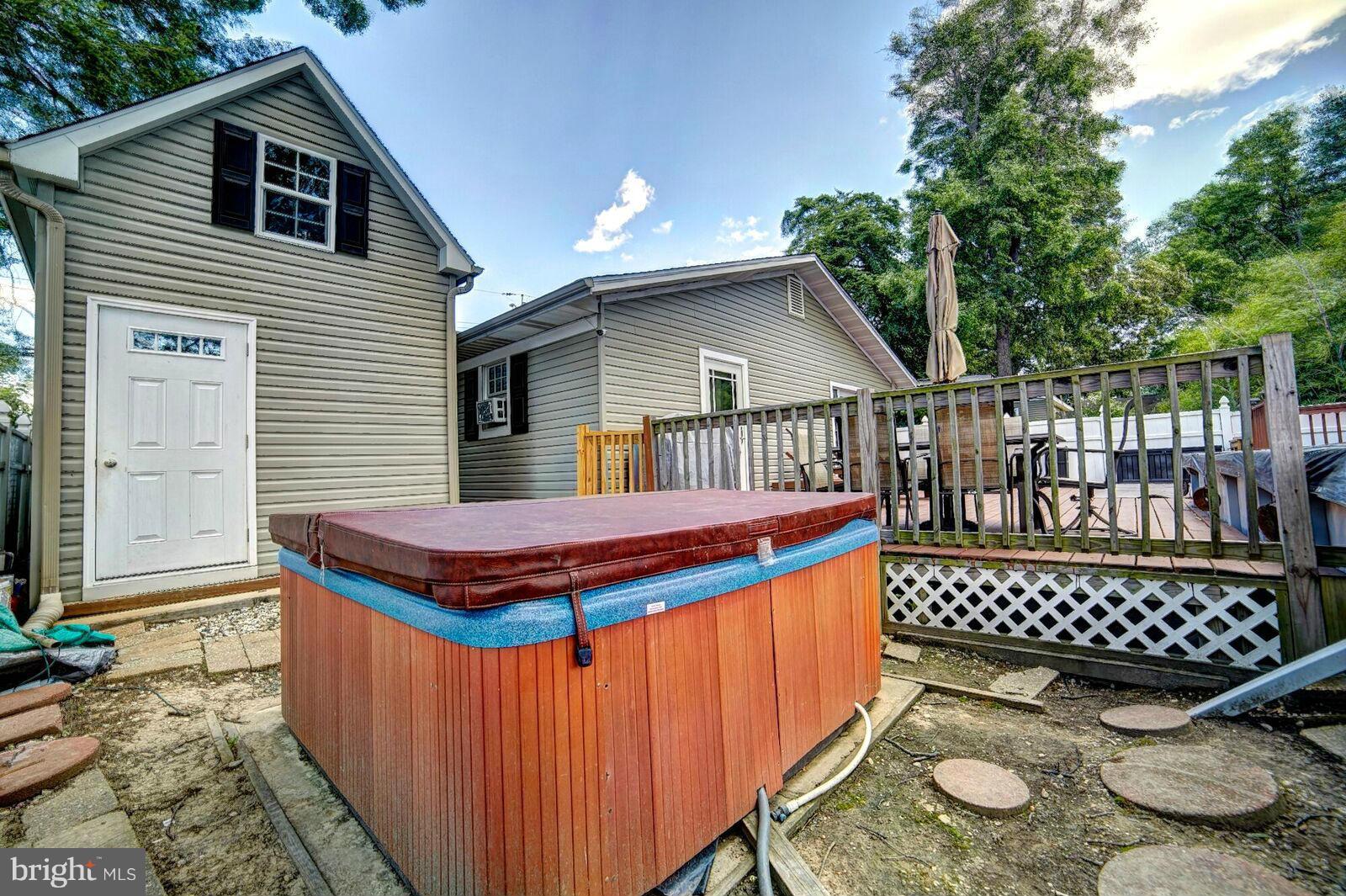 1202 2nd Road Baltimore, MD 21220 - Photo 27 of 28 Exterior (Rear)