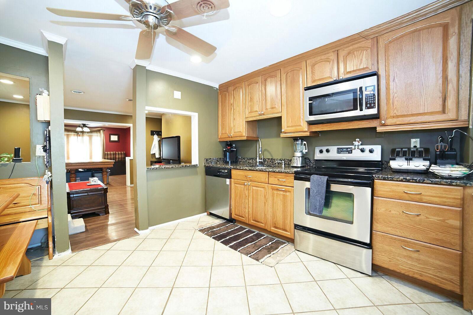 1202 2nd Road Baltimore, MD 21220 - Photo 6 of 28 Kitchen