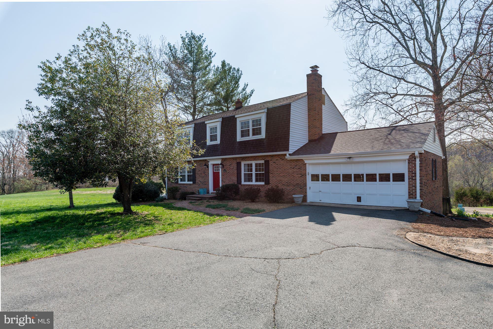 20627 Gleedsville Road Leesburg, VA 20175 - Photo 1 of 28 Welcome home!