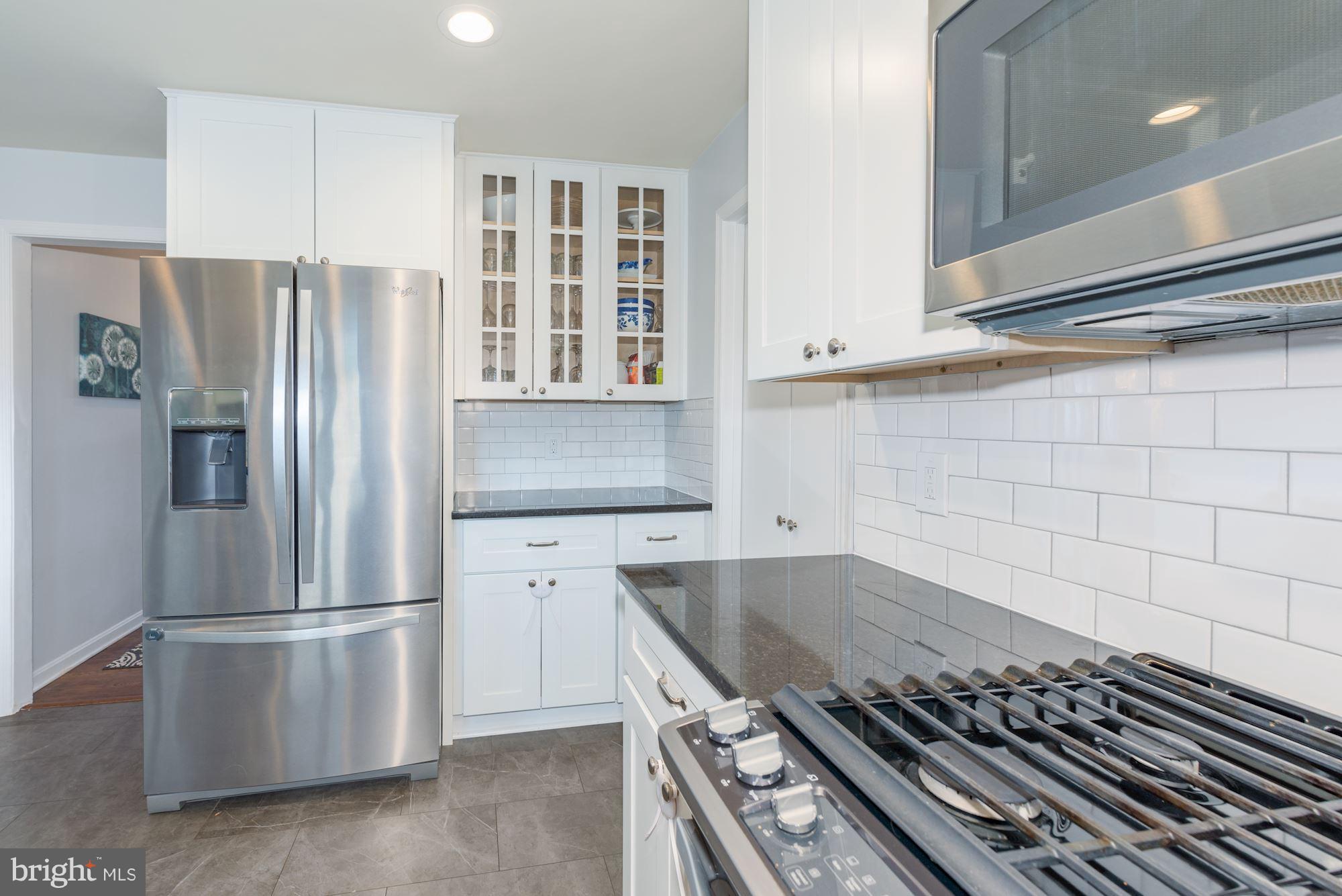 20627 Gleedsville Road Leesburg, VA 20175 - Photo 13 of 28 All New Appliances (8/16)