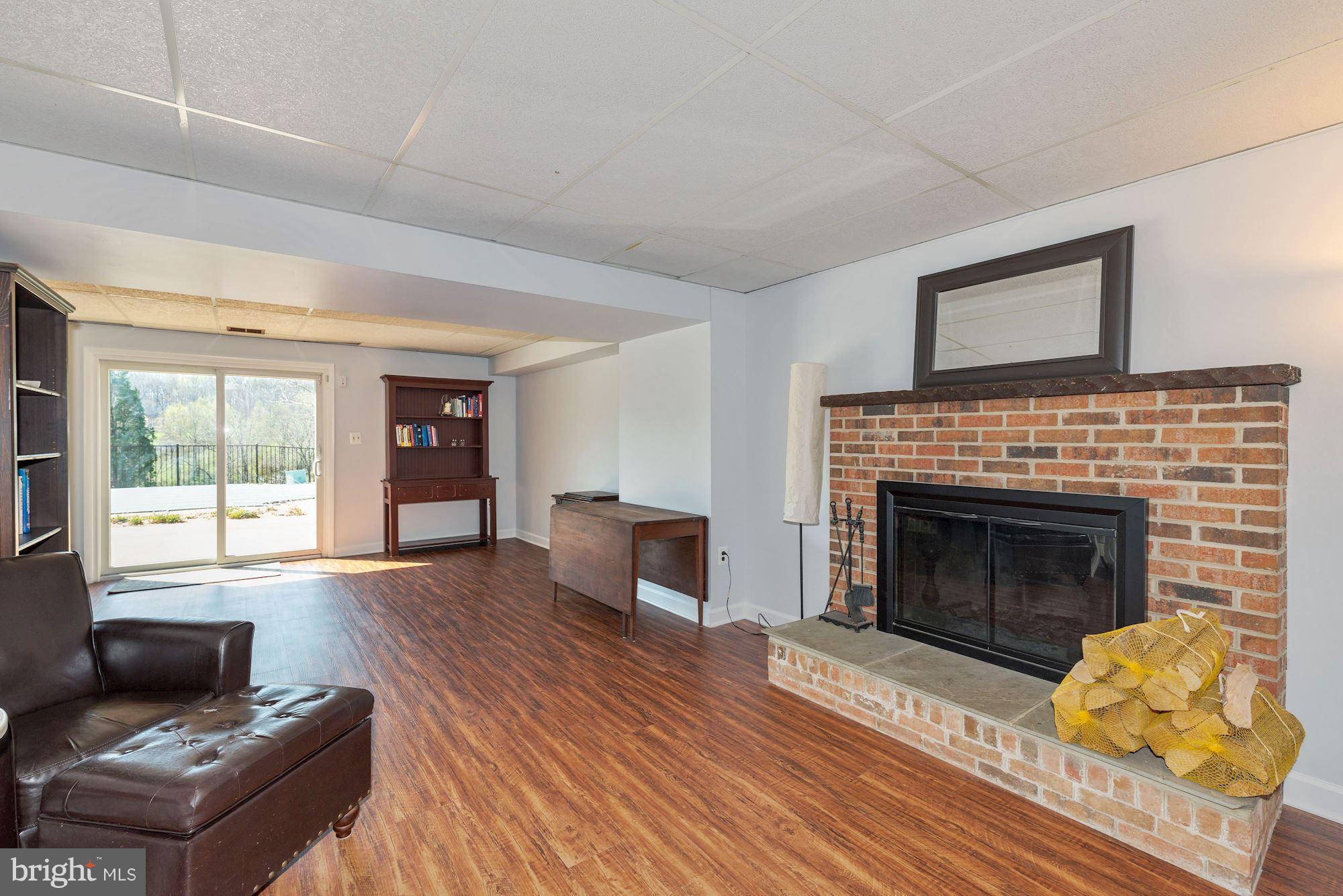 20627 Gleedsville Road Leesburg, VA 20175 - Photo 21 of 28 New Floors & Paint