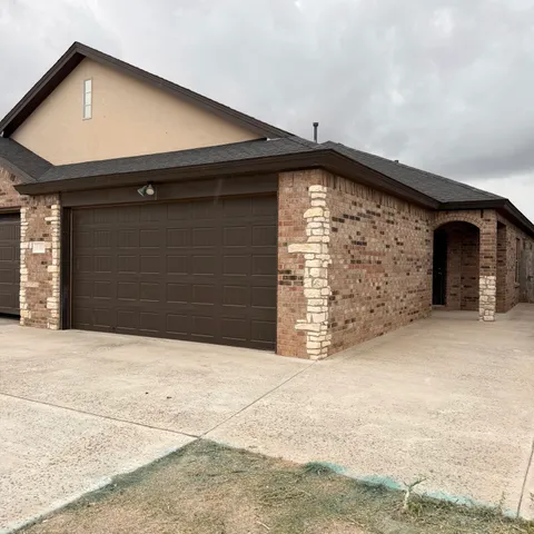 $1,560 | 1215 Preston Trail, Unit B, Wolfforth, TX 79382