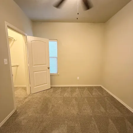 $1,450 | 1215 Preston Trail, Unit B, Wolfforth, TX 79382