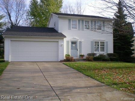 Loads of Curb Appeal!