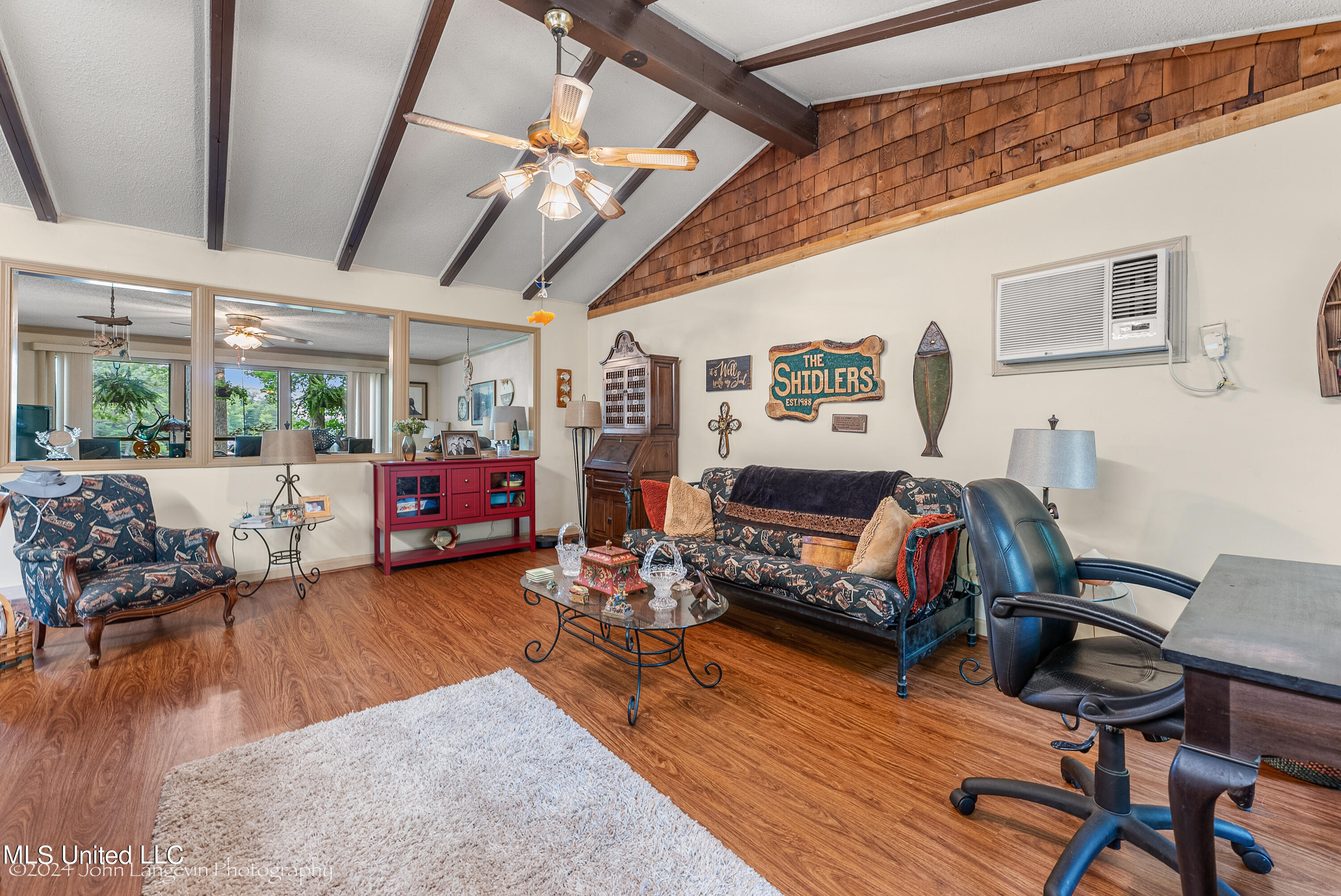 3620 Councils Ford Cove Hernando, MS 38632 - Photo 15 of 28 Living/Dining Area