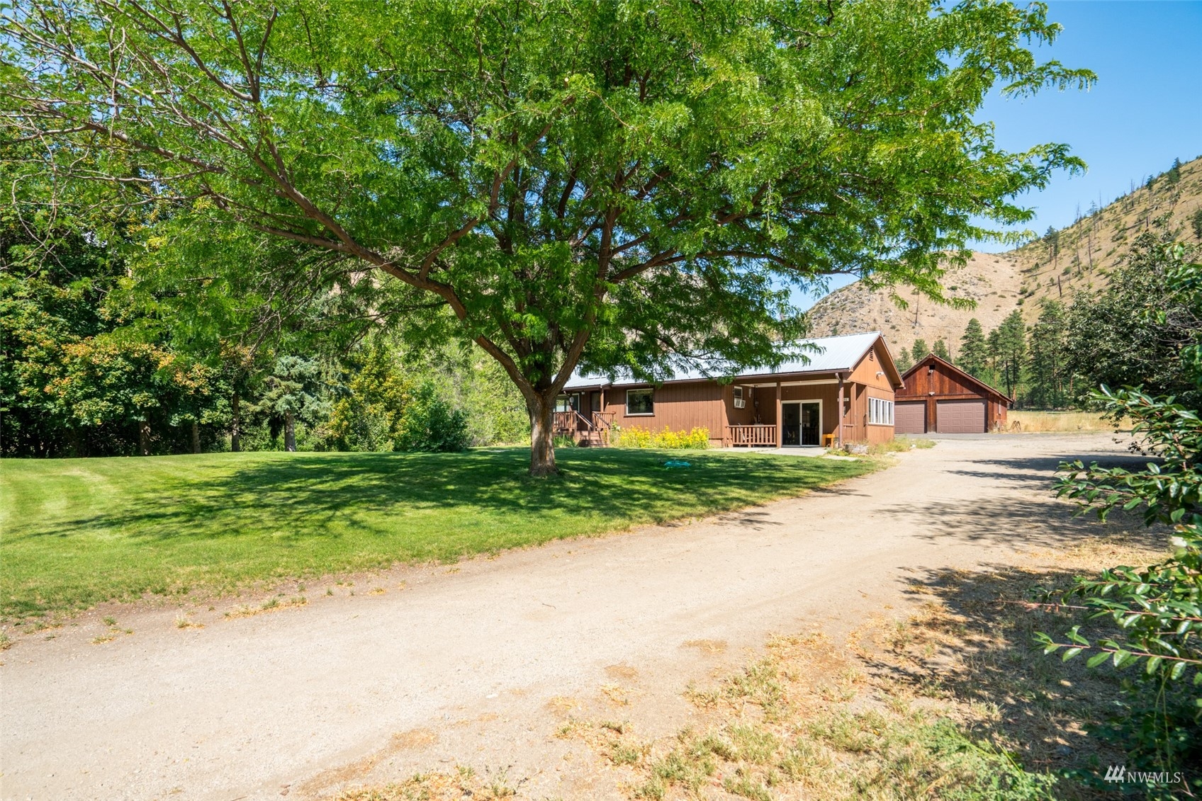 9784 Entiat River Road Entiat, WA 98822 - Photo 5 of 39 Gallery Image 5