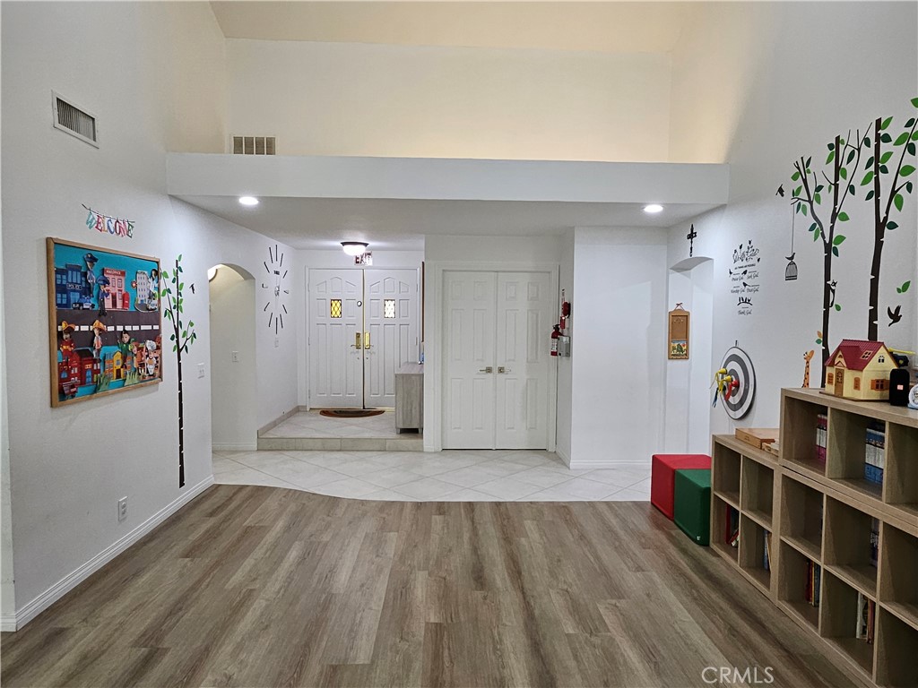 198 Sunflower Street Brea, CA 92821 - Photo 4 of 66