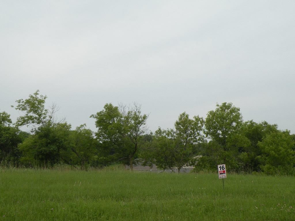 291 Moraine Drive Ripon, WI 54971 - Photo 6 of 9