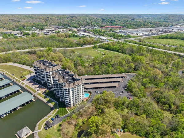 $400,000 | 400 Warioto Way, Unit 603, Ashland City, TN 37015