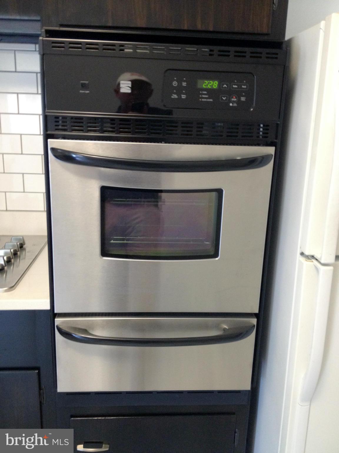 5415 Whitfield Chapel Road Lanham, MD 20706 - Photo 14 of 30 Kitchen Wall Oven