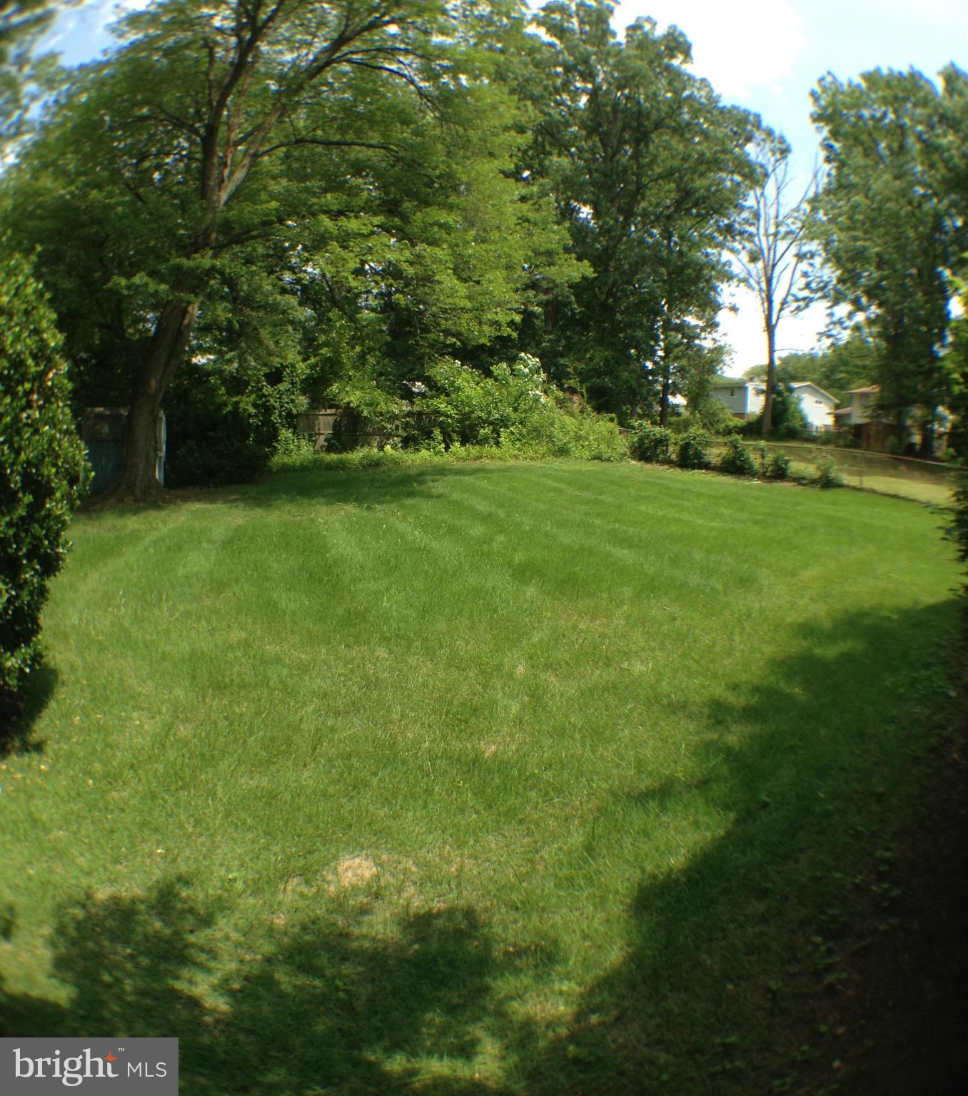 5415 Whitfield Chapel Road Lanham, MD 20706 - Photo 8 of 30 Exterior (Rear)beautiful back yard
