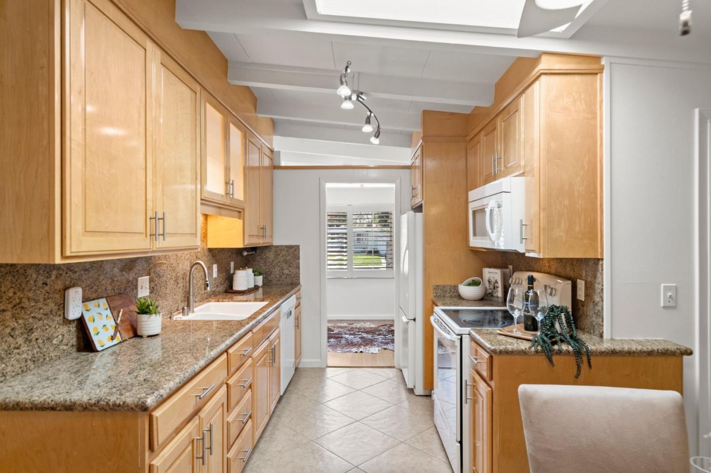 3565 Shafer Drive Santa Clara, CA 95051 - Photo 11 of 38