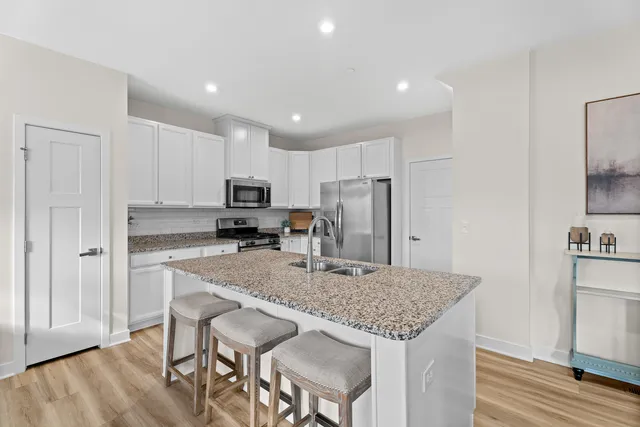 $399,990 | 1053 Sears Circle, Elburn, IL 60119