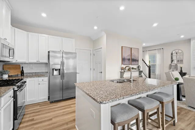 $399,990 | 1053 Sears Circle, Elburn, IL 60119