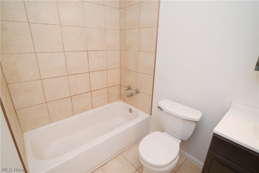 624 Robinson Road Campbell, OH 44405 - Photo 13 of 35 Gallery Image 13