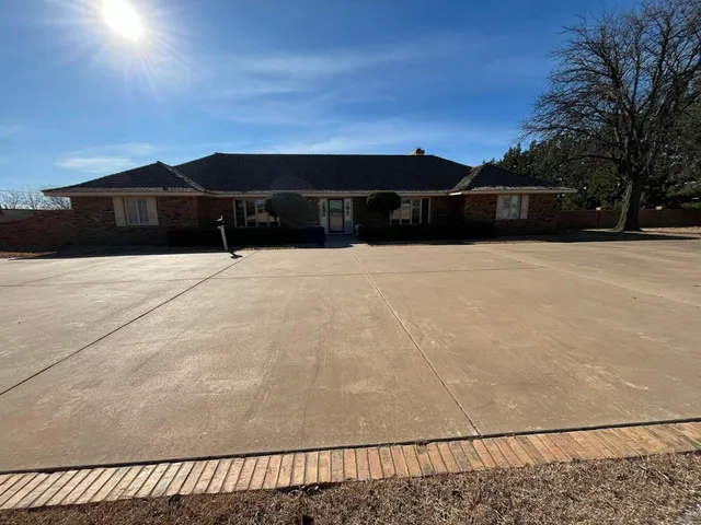 $350,750 | 7209 Highway 70, Plainview, TX 79072