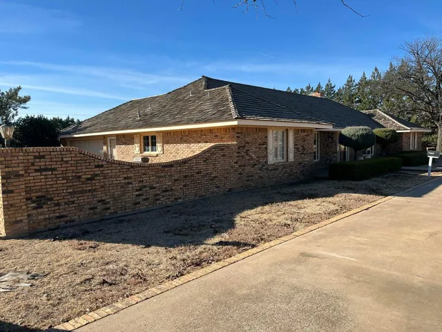 $350,750 | 7209 Highway 70, Plainview, TX 79072