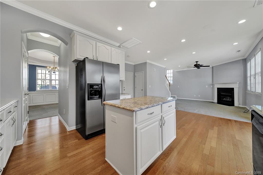 6418 Del Rio Road Charlotte, NC 28277 - Photo 9 of 29 Gallery Image 9