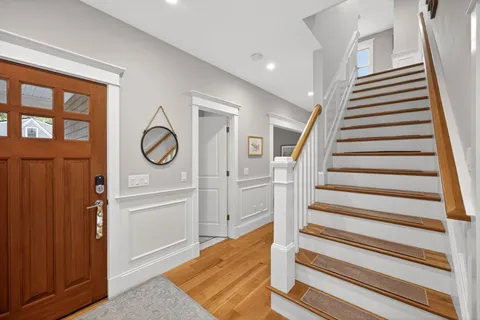 $4,250,000 | 357 Monomoscoy Road, Mashpee, MA 02649