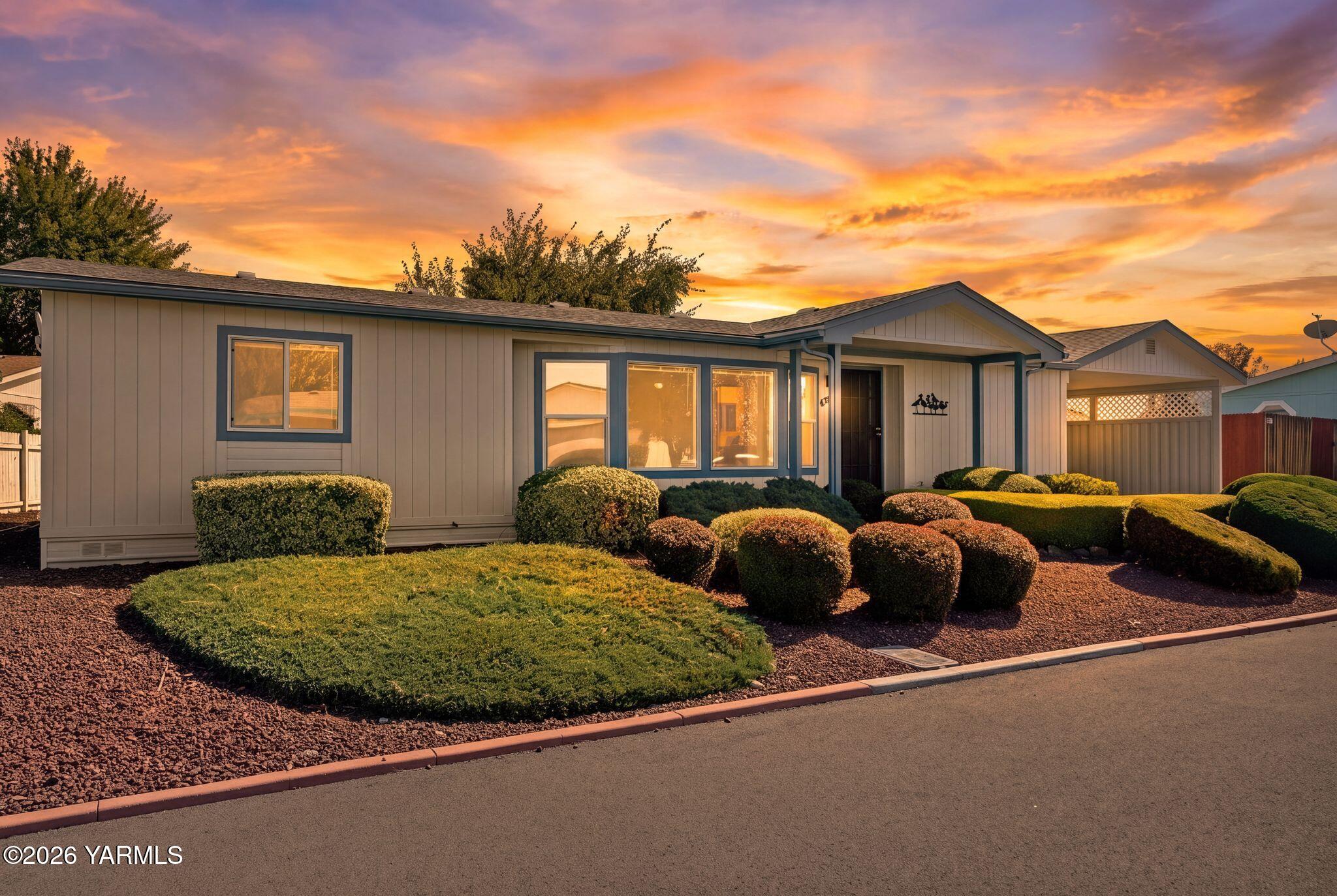 3701 Gun Club Road, Unit 88 Yakima, WA 98901 - Photo 30 of 34 0025Sunrise Photo