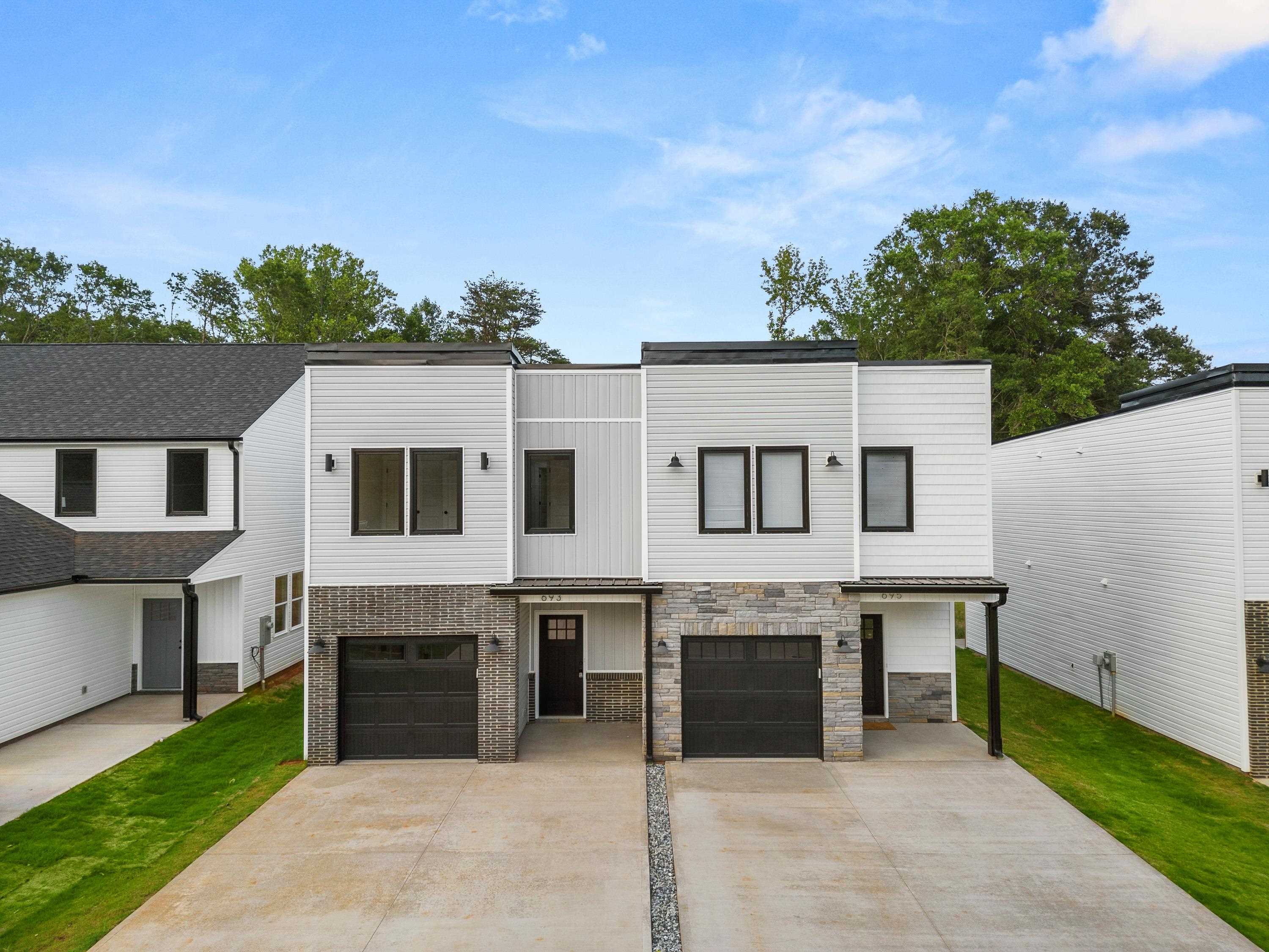 693 Neighborhood Road Wellford, SC 29385 - Photo 1 of 35 Gallery Image 1