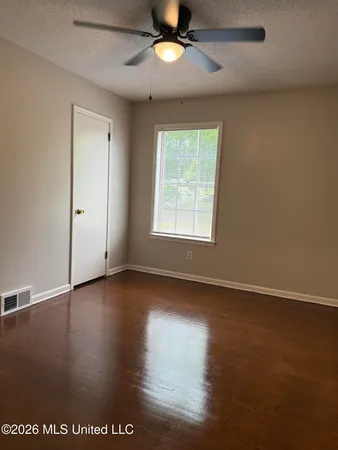 $1,500 | 7087 Carrolton Drive West, Southaven, MS 38671