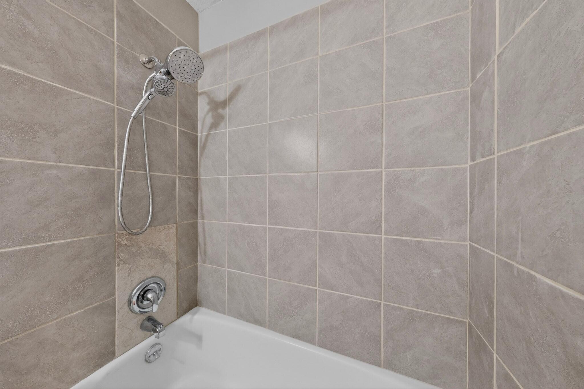 915 Country Club Drive Southeast, Unit H Rio Rancho, NM 87124 - Photo 17 of 37 Gallery Image 17