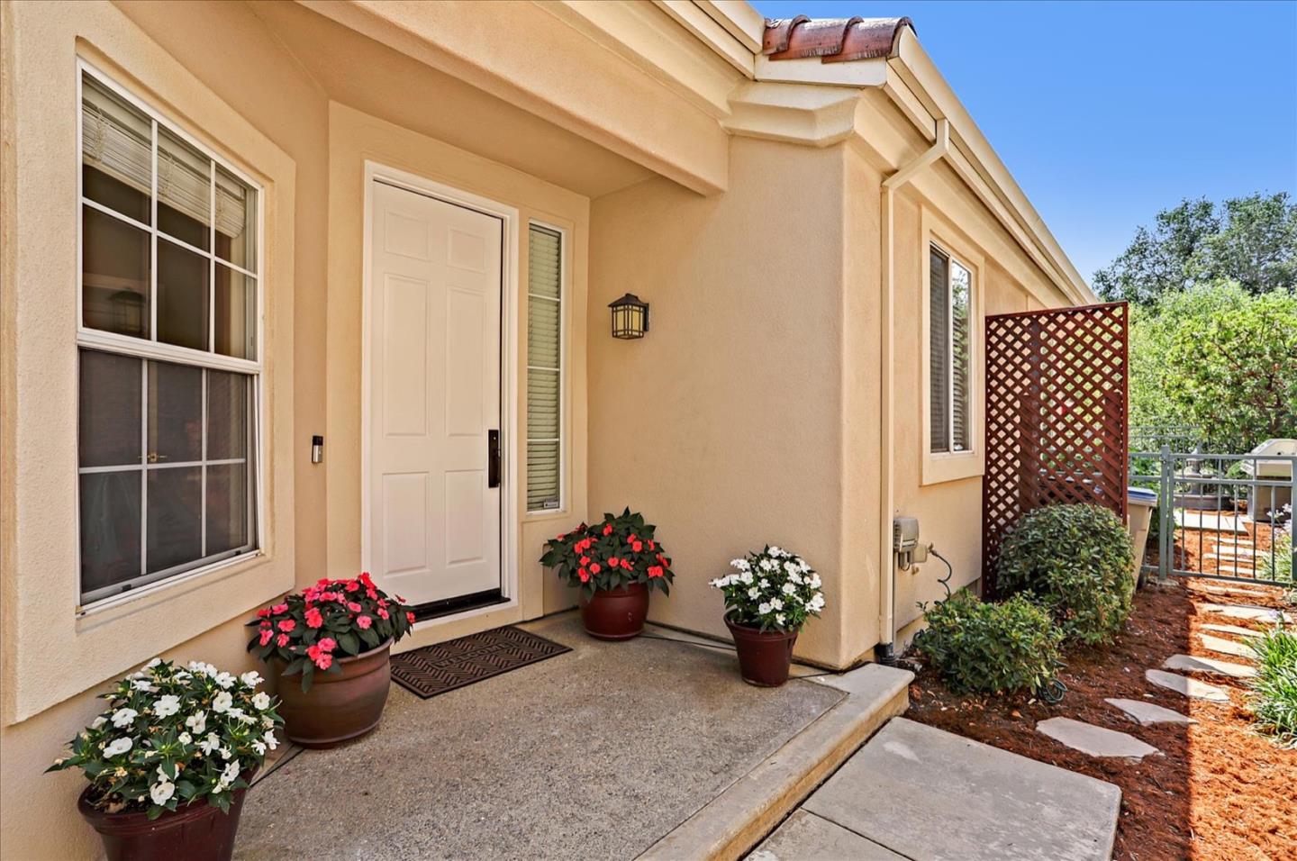 5889 Killarney Circle San Jose, CA 95138 - Photo 5 of 68