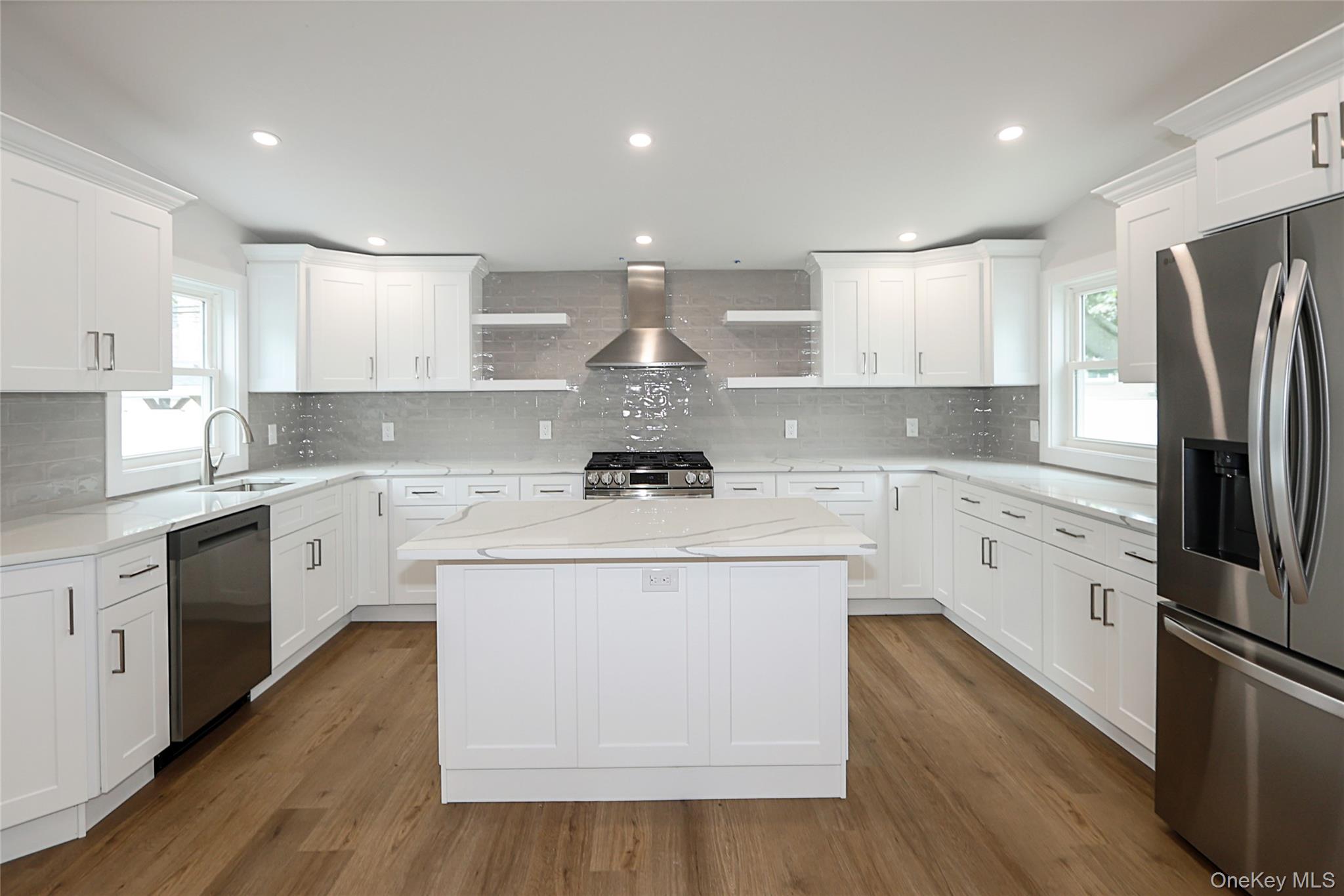 224 Hungry Harbor Road Valley Stream, NY 11581 - Photo 9 of 25