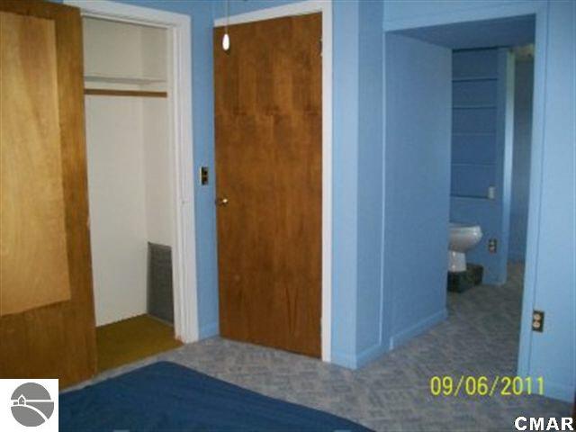 2071 North Warner Road Sumner, MI 48889 - Photo 15 of 24 1768752-14.JPG